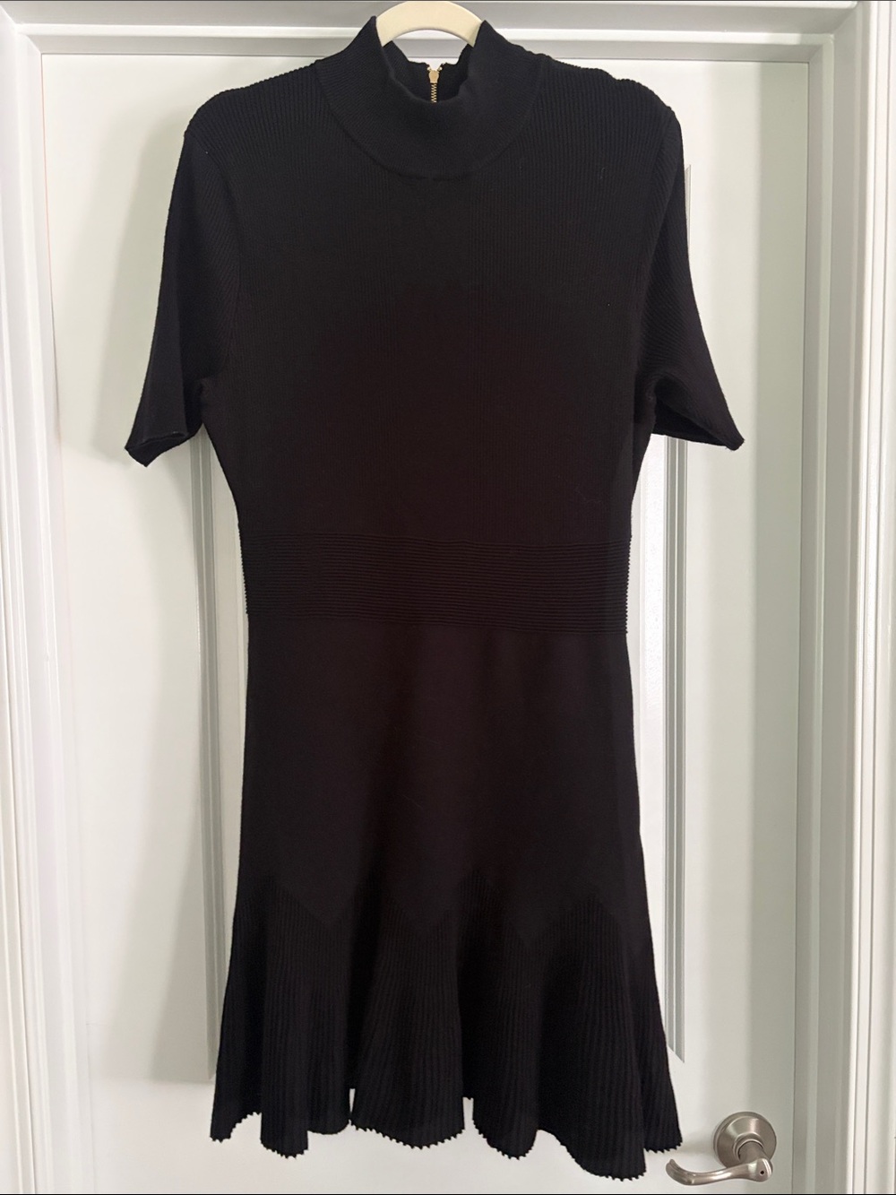 Nicole Miller Black Short-Sleeve Midi Knit Dress